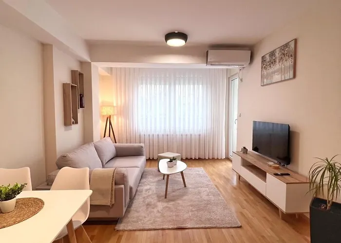 Nika In The Heart Of * Skopje